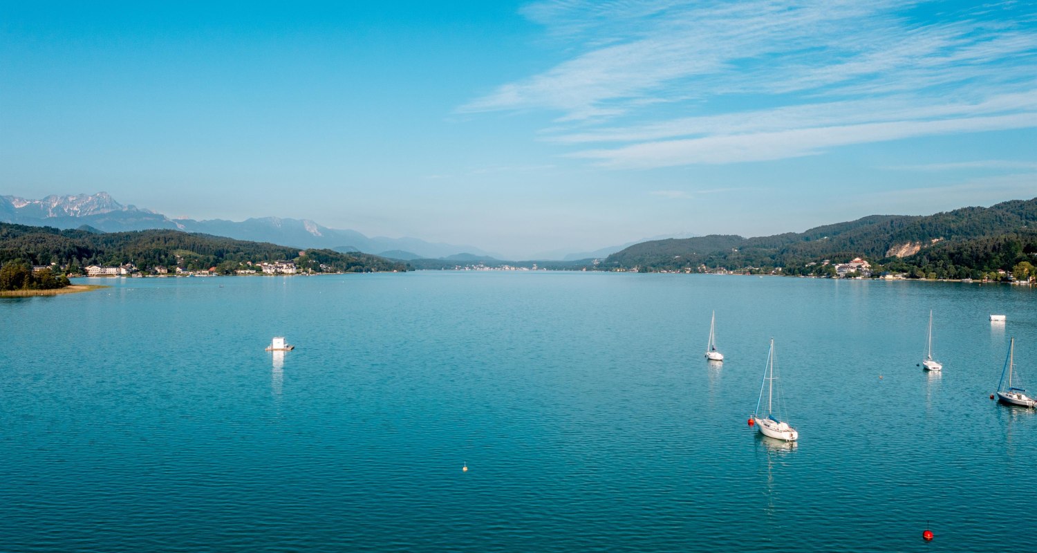 (c)Seehotel Dr. Jilly_direkte_Lage_am_Wörthersee