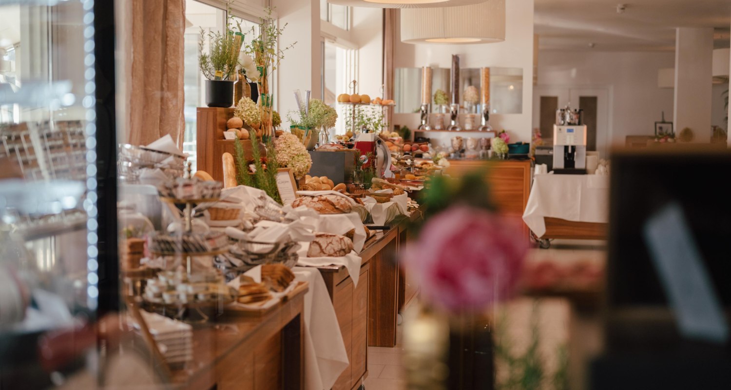 Frühstück Seehotel Europa, © Wrann Hotels / Petra Nestelbacher Frühstück Seehotel Europa, © Wrann Hotels / Petra Nestelbacher