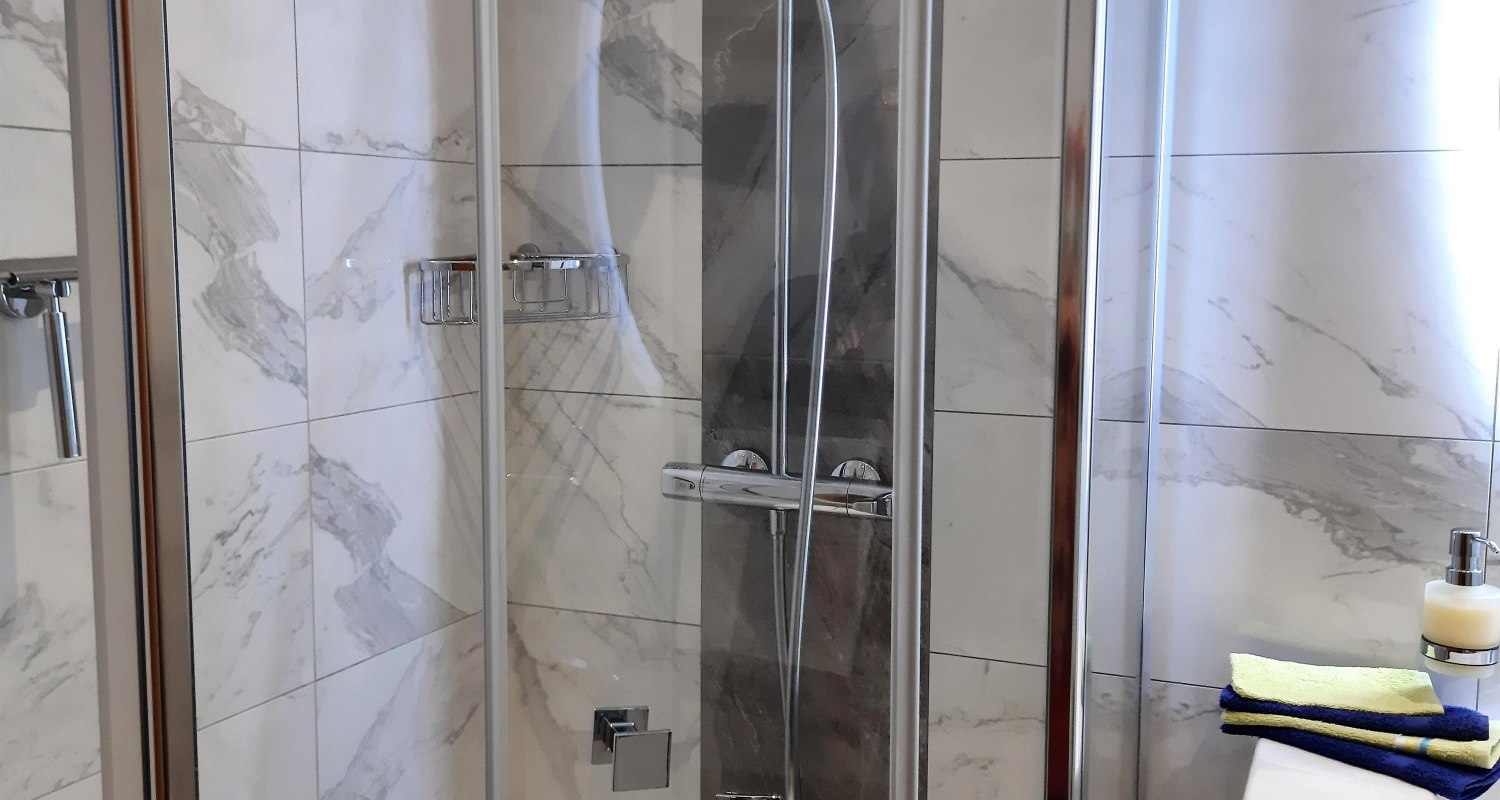 Badezimmer_Dusche