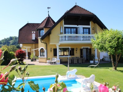 F256E0AD-36C9-41B5-9F85-BB373BEDB23A