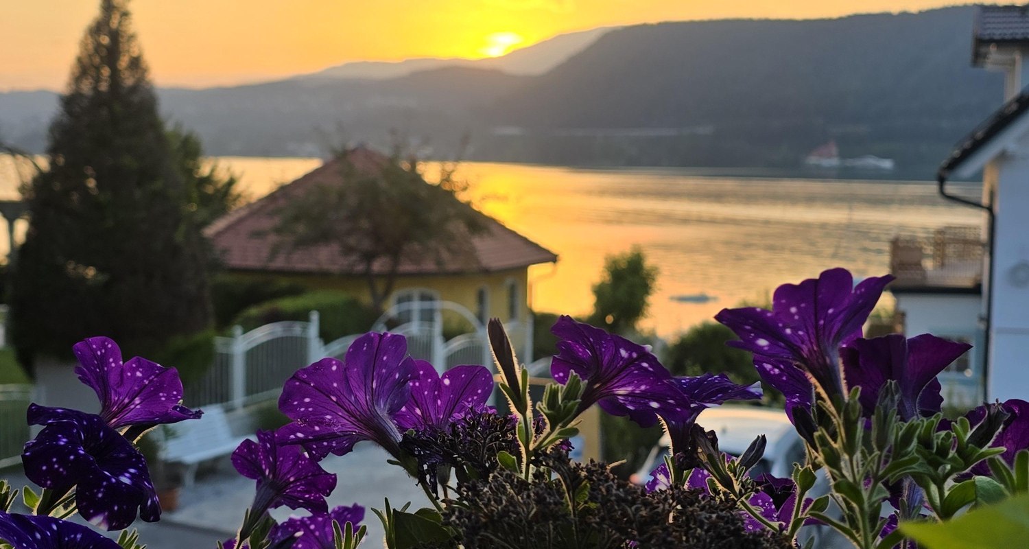 Sonnenuntergang Terrasse Flairhotel am Wörthersee Sonnenuntergang Terrasse Flairhotel am Wörthersee