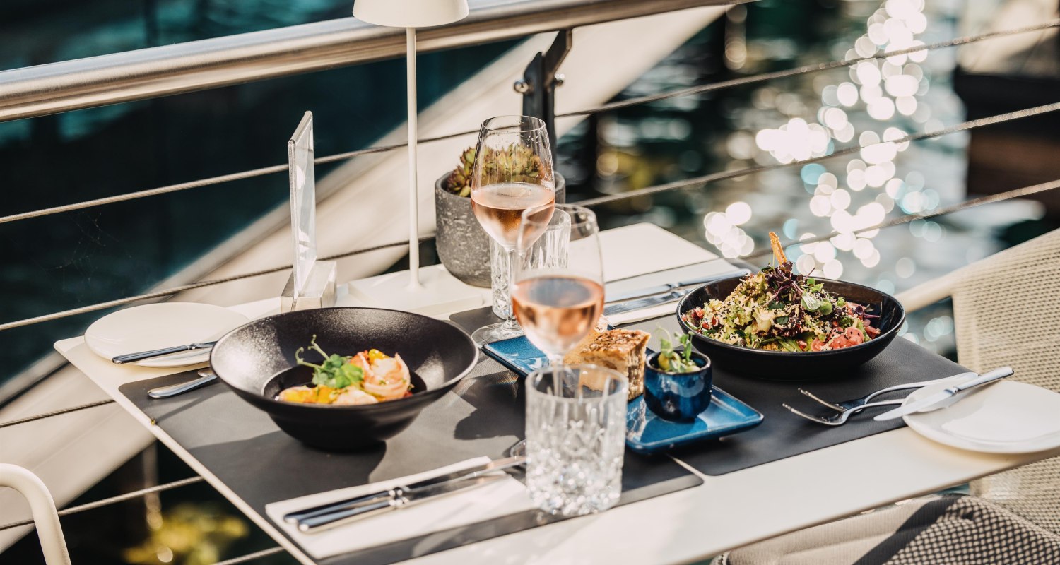 (c)Seehotel Dr. Jilly_JILLY_BEACH_culinary_at_the_lake