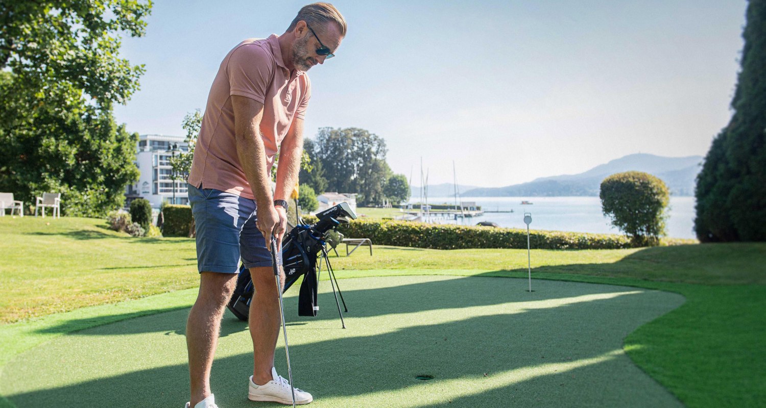 Putting Green im Hotelpark Putting Green im Hotelpark