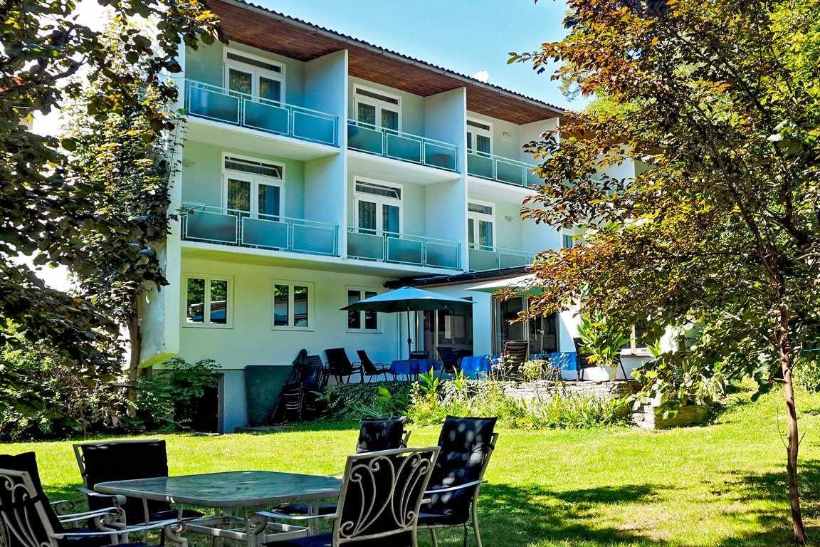 Seer&ouml;sl Gartenansicht