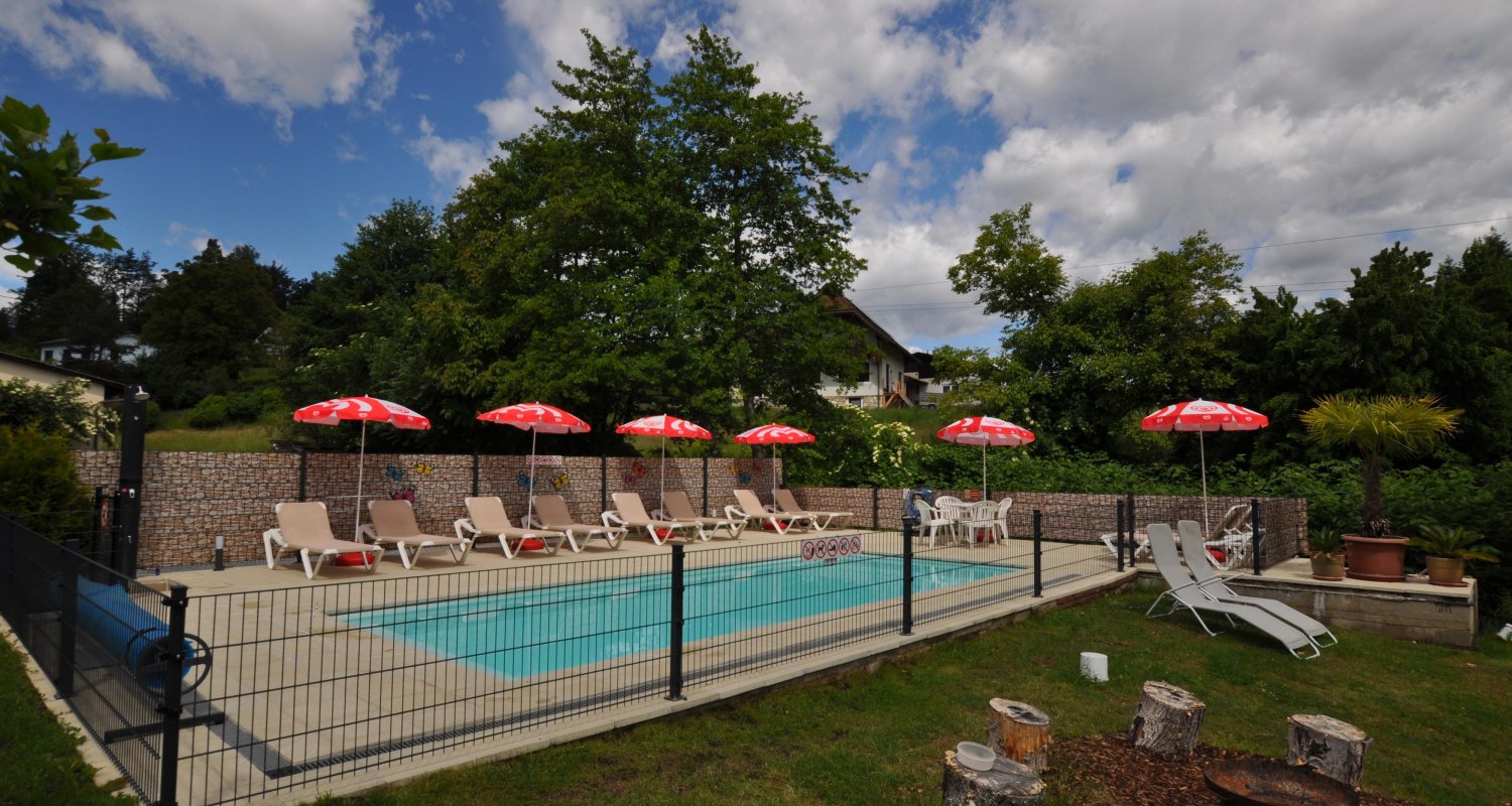 Pool und Feuerplatz Pool und Feuerplatz
