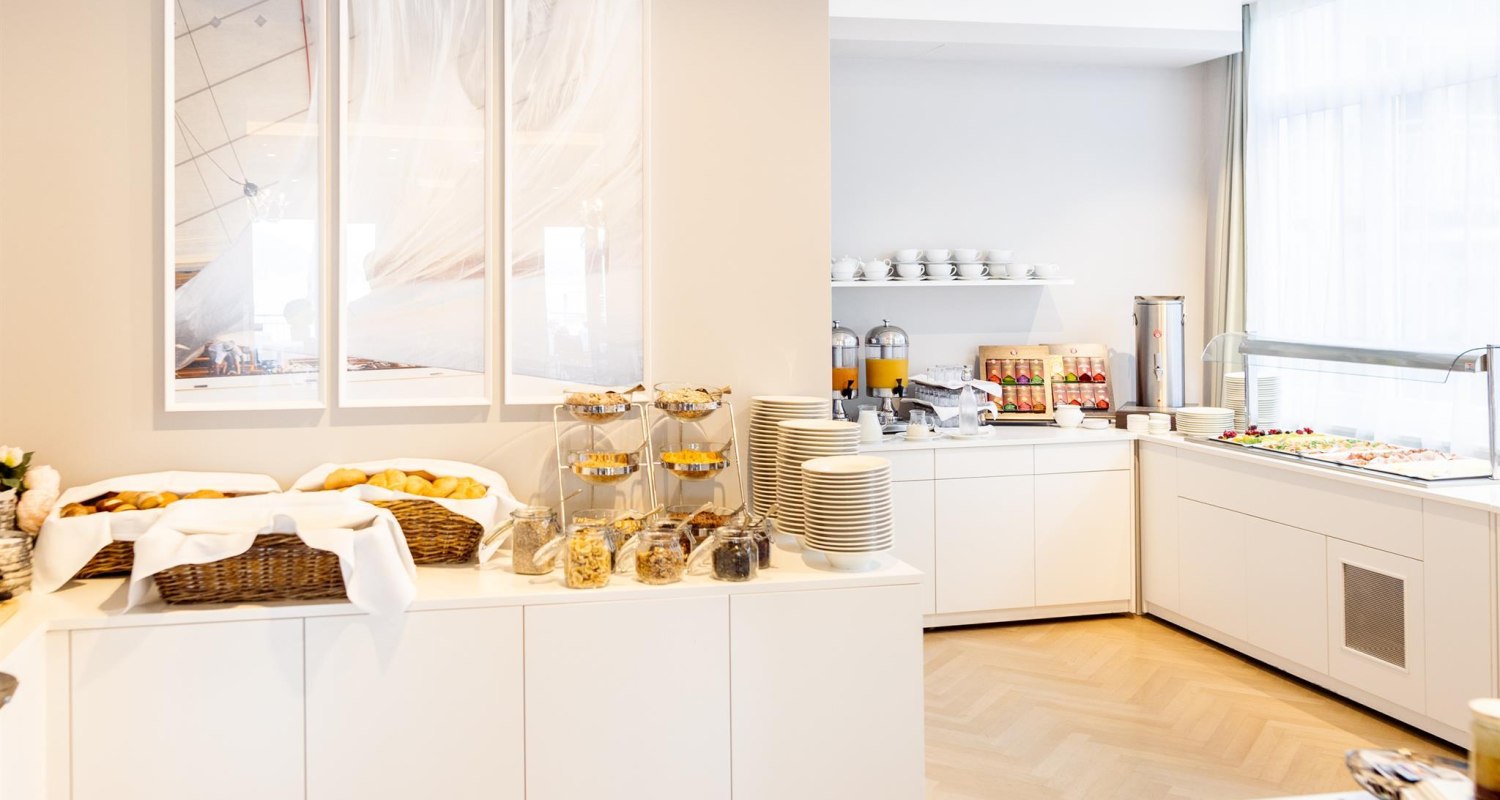 (c)Seehotel Dr. Jilly_Frühstücksbuffet